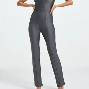 Good American High Shine compression leggings